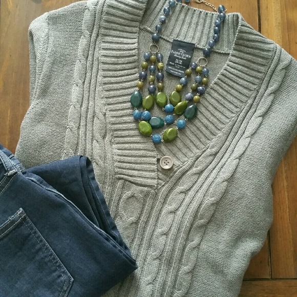 Faded Glory Sweaters - Faded Glory Gray V-neck Sweater w/ Ribbed CollarXL